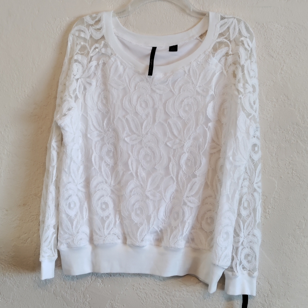 Skye's the Limit White Lace top Relaxed Fit